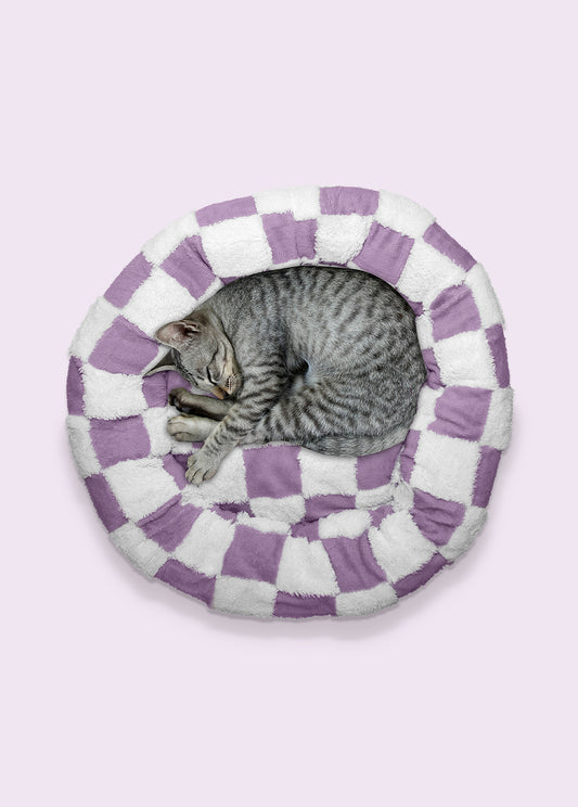 Courageous and Cozy Pet Bed